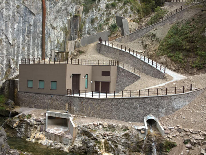 Nuova centralina idroelettrica diga Val Schener